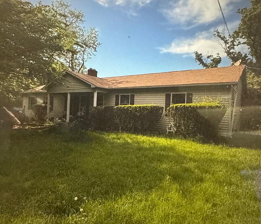 1st image of 321 Central Ave