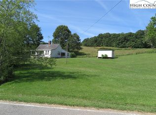 118 Stratford Rd, Sparta, NC 28675