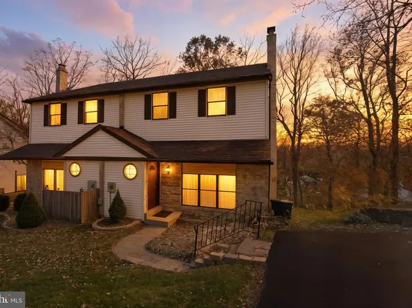 625 Valley Stream Cir, Feasterville Trevose, PA 19053
