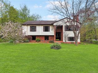 32 North Rd, Cromwell, CT 06416