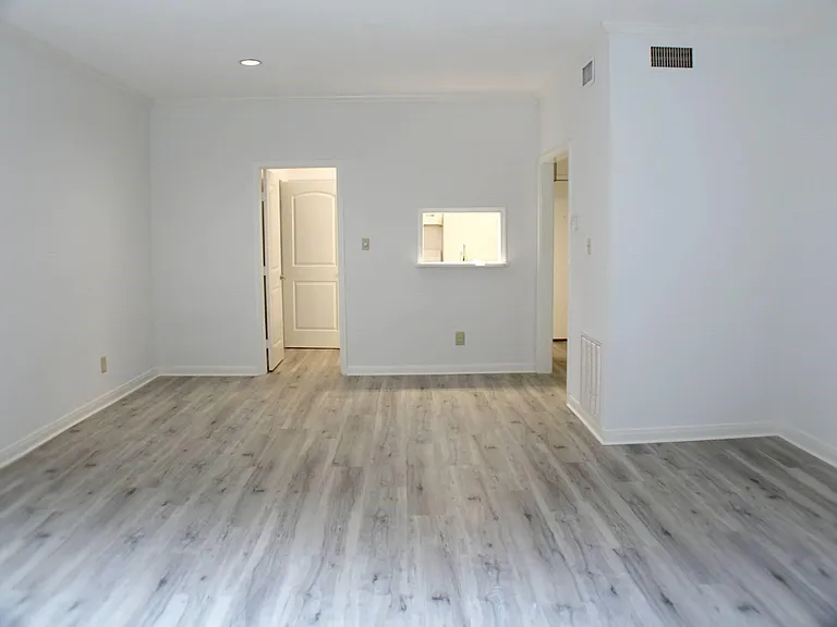 2425 Underwood St #157 — Photo 2