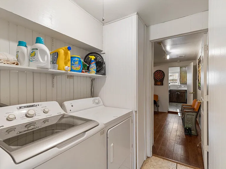 3508 W Biddison St — Photo 34