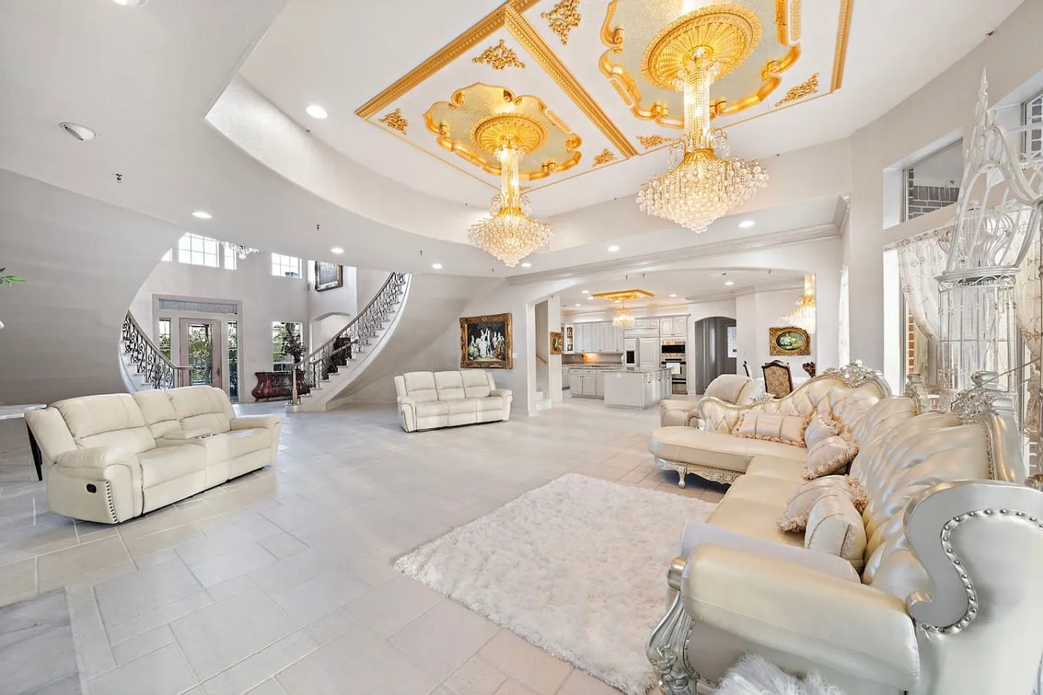 5 bed, 4.0 bath, 7018 sqft, $25,568 — Photo 4