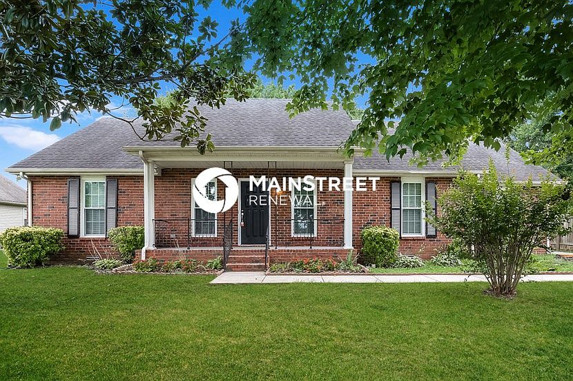 1st image of 2319 Centertree Dr