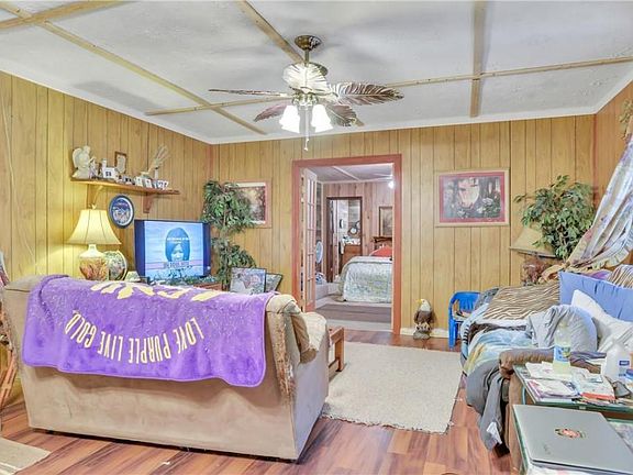 5th image of 1625 W Pine Meadows Dr