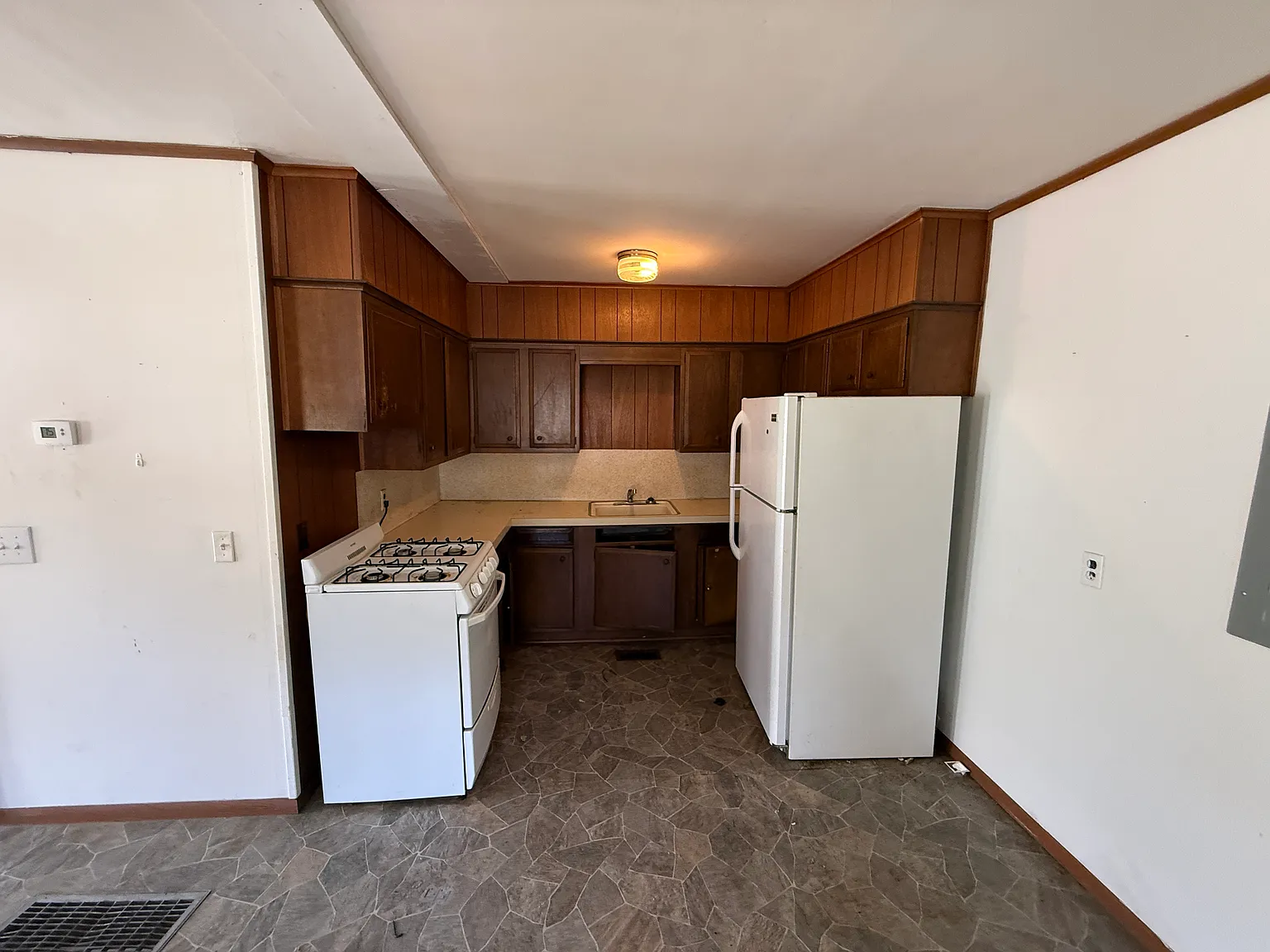 1 bed, 550 sqft, $750 — Photo 3