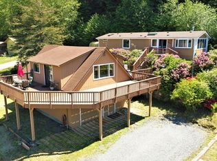 99396 Braynard Ln, Brookings, OR 97415