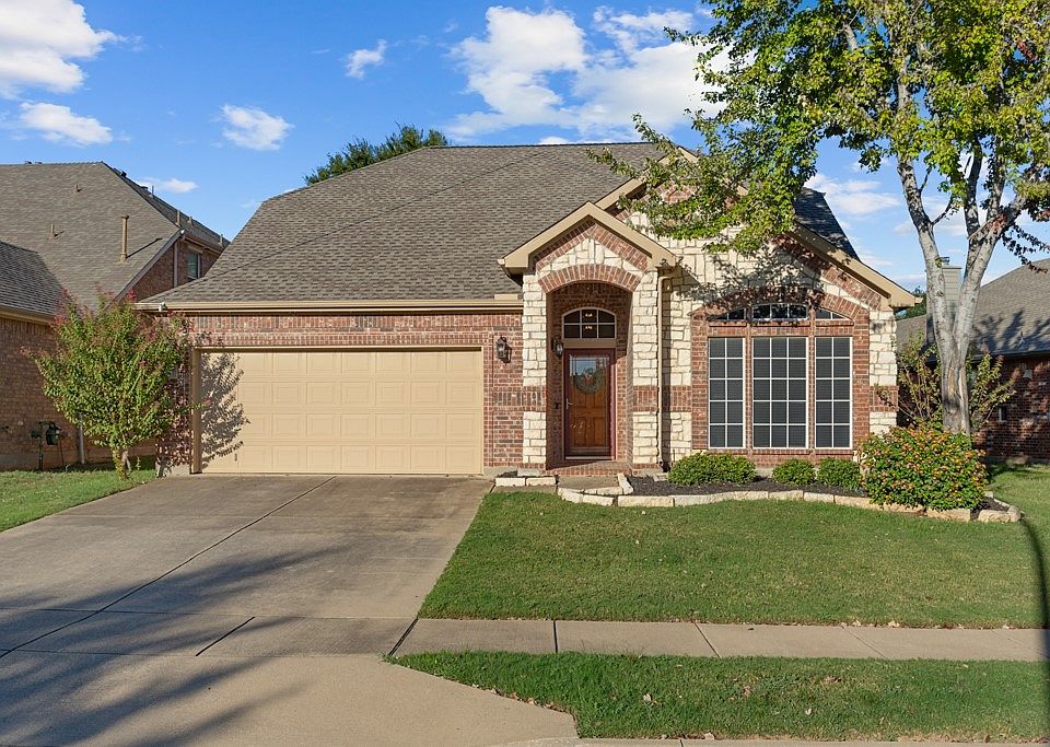 1st image of 2737 Maple Creek Dr