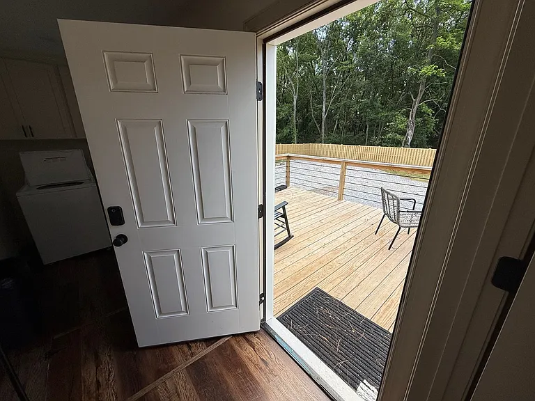 2108 Veterans Dr — Photo 27