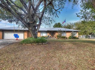310 School House Rd, Paradise, TX 76073