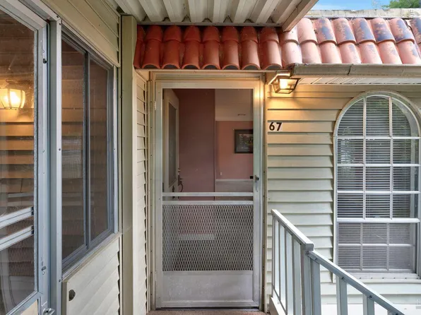 67 acacia Court, Rohnert Park, CA 94928