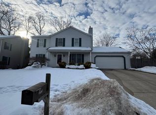 4205 Foxfire Dr, South Bend, IN 46628