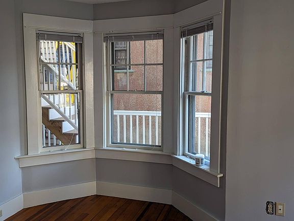 3rd image of 23 Madison St APT 1R