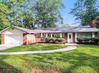 100 Edna Ln, Ellenwood, GA