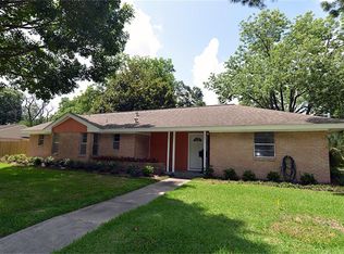 9921 Westview Dr, Houston, TX 77055