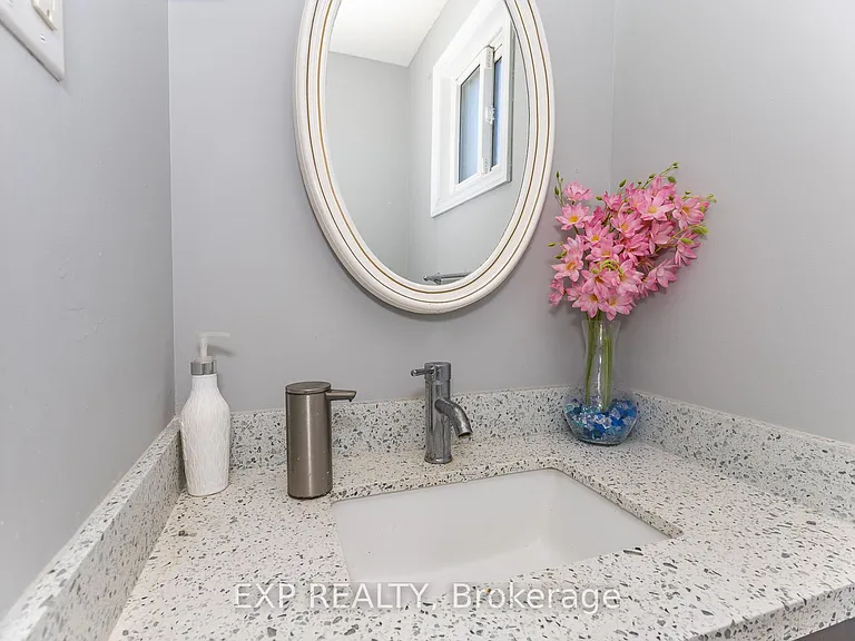 3270 Klaiman Dr — Photo 25