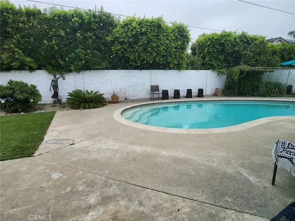 618 S Vicki Ln, Anaheim, CA 92804