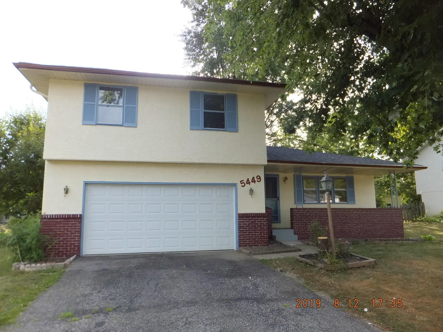 5449 Tamarack Blvd photo 1
