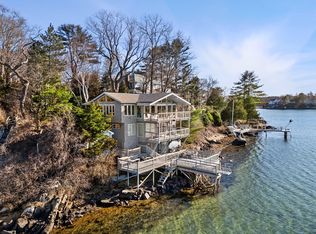 81 Riverview Rd, Gloucester, MA 01930