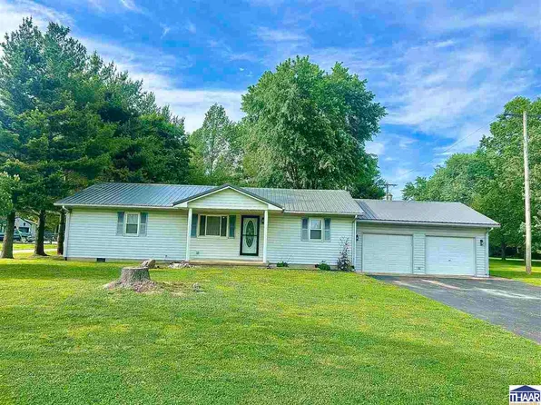 732 W Broadway St, Shelburn, IN 47879