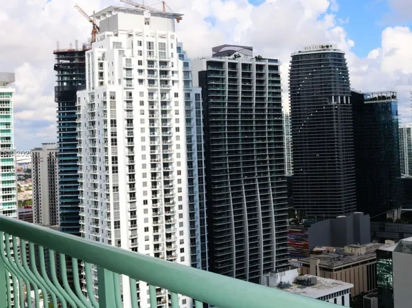 1200 Brickell Bay Dr Ph 4214, Miami, FL 33131