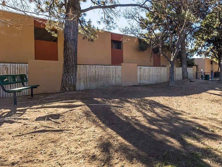 Desert Creek Apartments — Photo 20