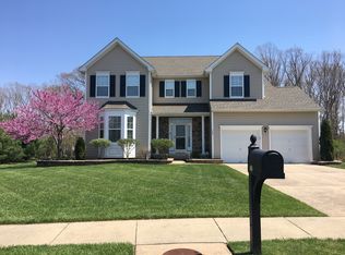 732 Horseshoe Ln, Williamstown, NJ 08094