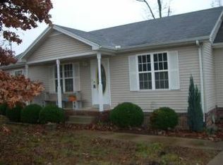 1005 Post Oak Dr, Dickson, TN 37055
