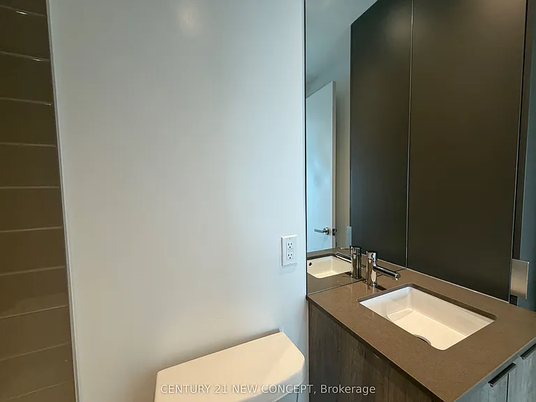 448 Burnhamthorpe Rd W #4711 — Photo 29