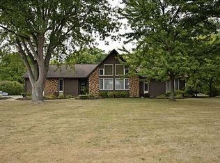 17024 Buckland River Rd, Wapakoneta, OH 45895