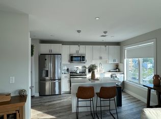 200-204 Old Colony Ave #603, Boston, MA 02127