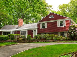 32 Upland Rd N, Bedford, NY 10506