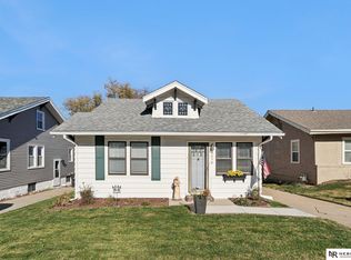 4216 Barker Ave, Omaha, NE 68105