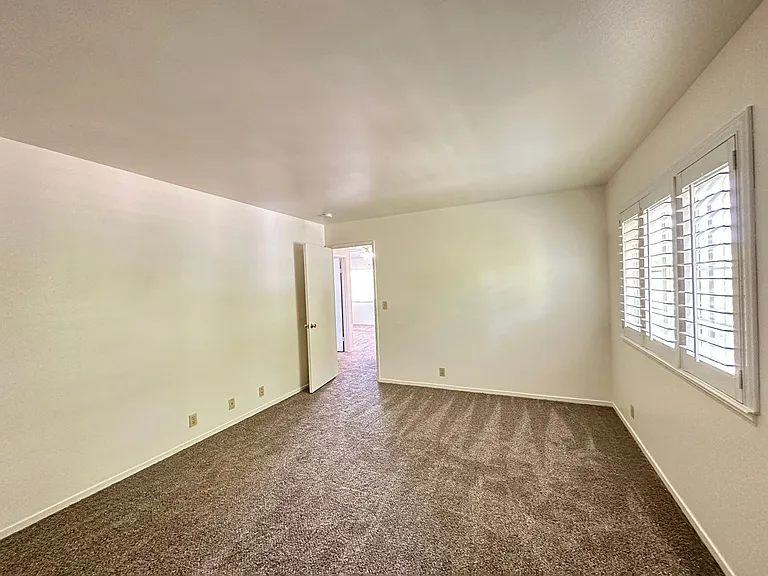 619 Military E — Photo 23