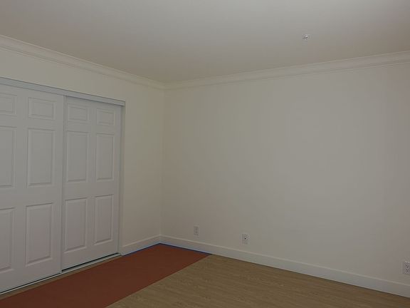 4th image of 11806 Venice Blvd #104