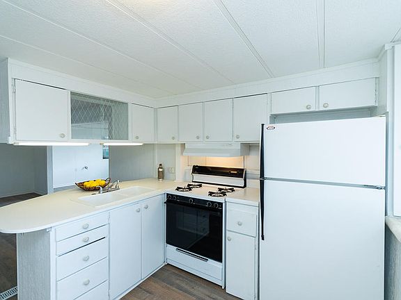 4th image of 3119 Mescalero Dr
