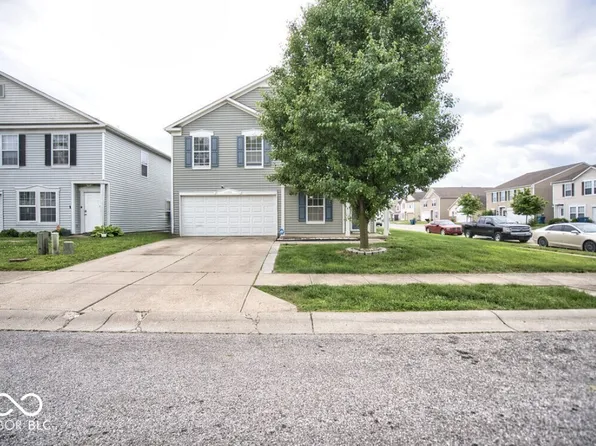 11303 Cuyahoga Dr, Indianapolis, IN 46235