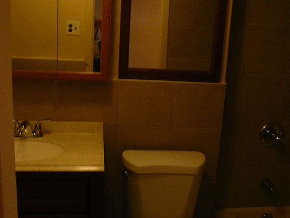 5th image of 31 Dongan Ave