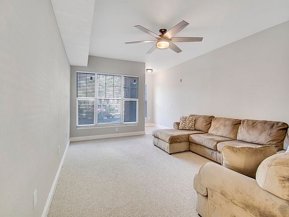 2nd image of 19109 Harbour Vista Cir