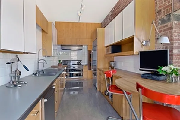 Sold by Corcoran | media 3