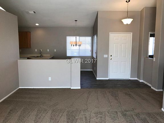 2nd image of 3005 Saddle Hills Ct