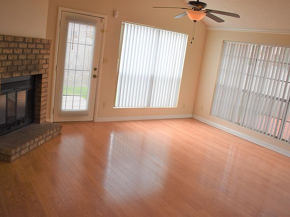 5th image of 3822 W Ivanhoe St