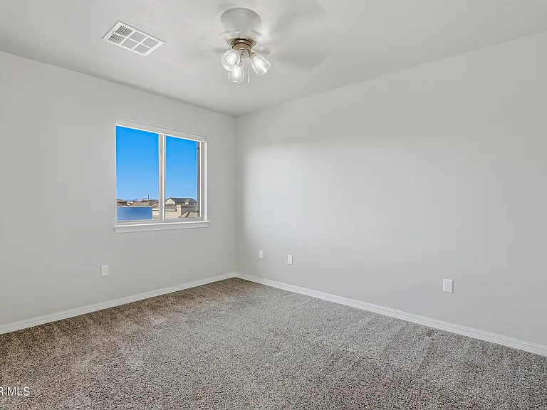 14844 Sunny Land Ave — Photo 33