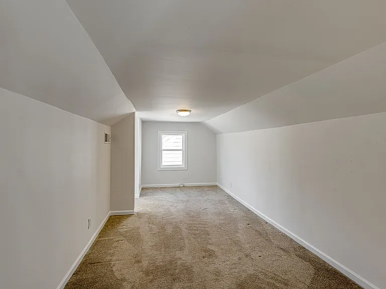5211 Sunbeam Ave — Photo 25