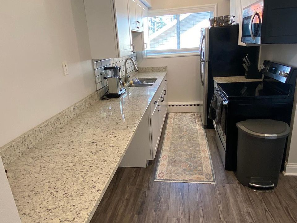 1st image of 639 23rd Ave NE APT 35