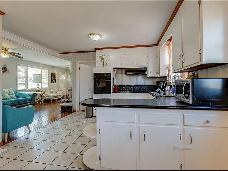 366 Brewer Dr — Photo 11
