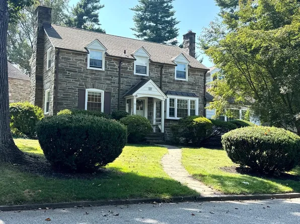 32 E Dartmouth Rd, Bala Cynwyd, PA 19004