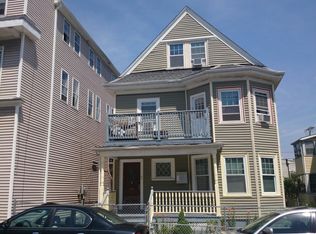 8 Lonsdale St, Dorchester, MA 02124