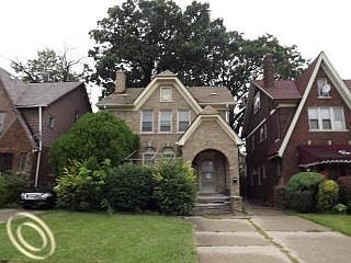1st image of 3300 W Buena Vista St