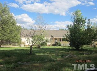 297 Manor Ln, Henderson, NC 27537